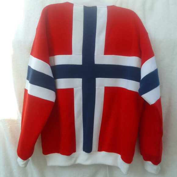 Your best offer? Waynor-original-design collar sweatshirt, brand new - Picture 7 of 7